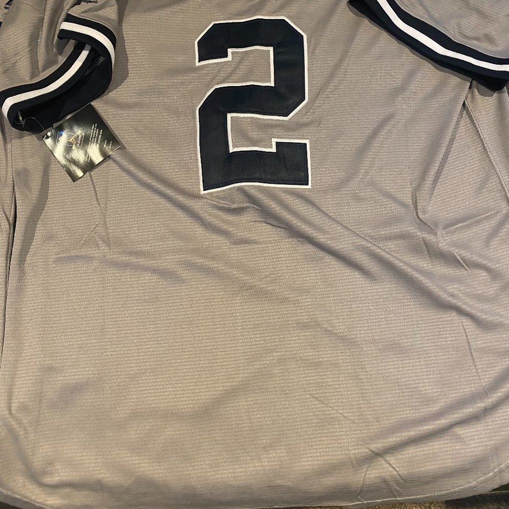 Majestic NEW YORK YANKEES DEREK JETER Cool Base Men's JERSEY Sz M,L,XL,2XL,3XL - Picture 5 of 5